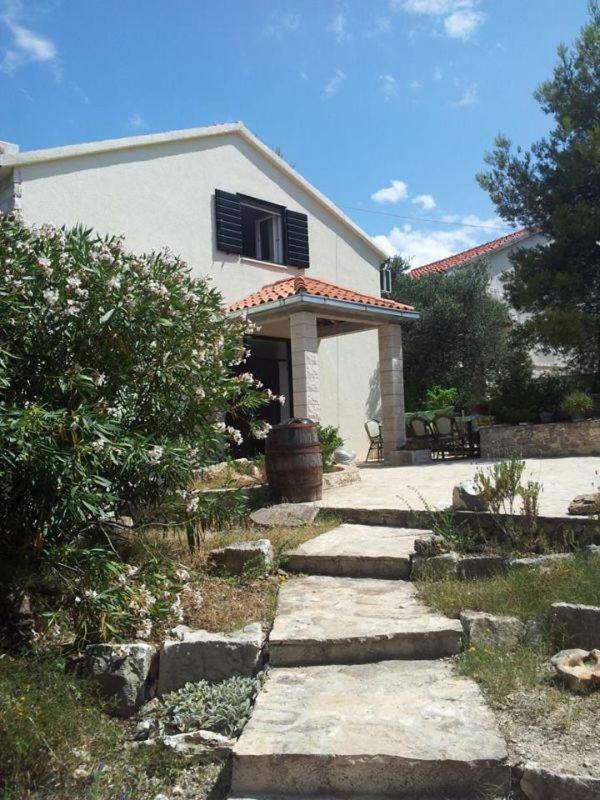 Villa Ujoli Splitska Exterior foto